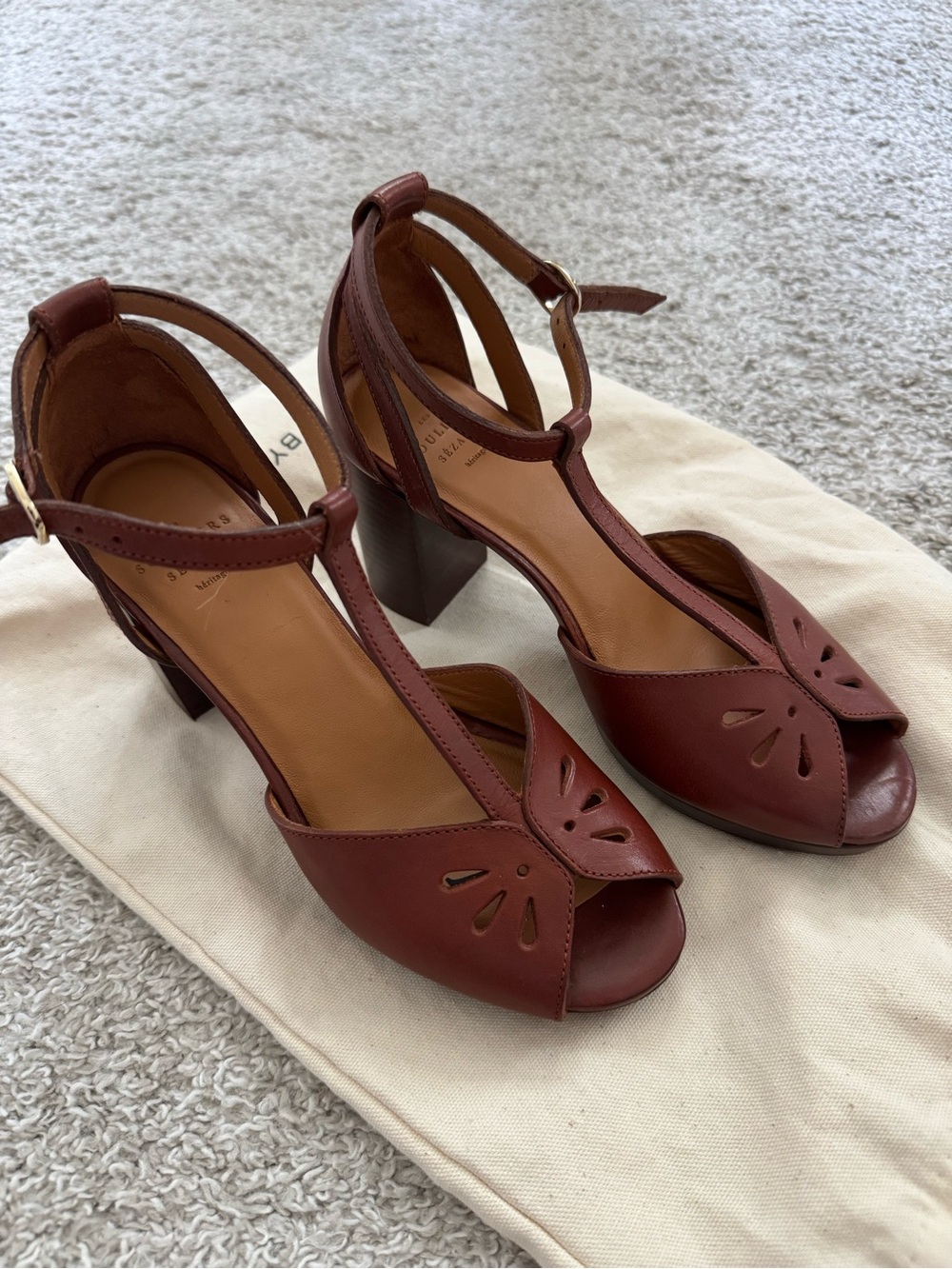Sezane Brown T-Strap Block Heel Sandals